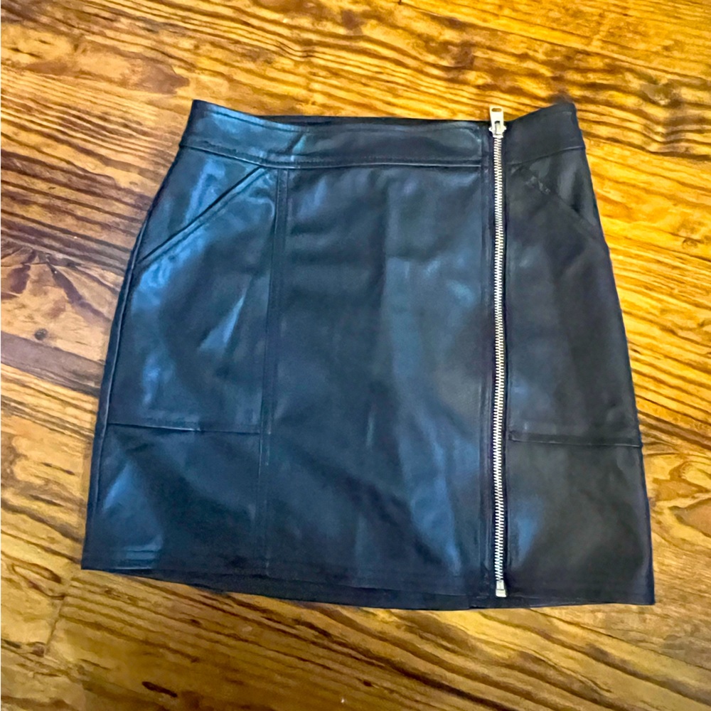 Faux leather skirt Full zip side - Picture 1 of 6